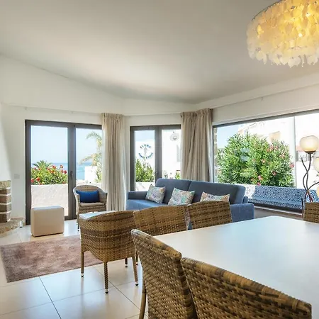 Vila Marbello Beach House