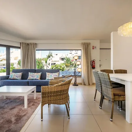 Marbello Beach House Villa